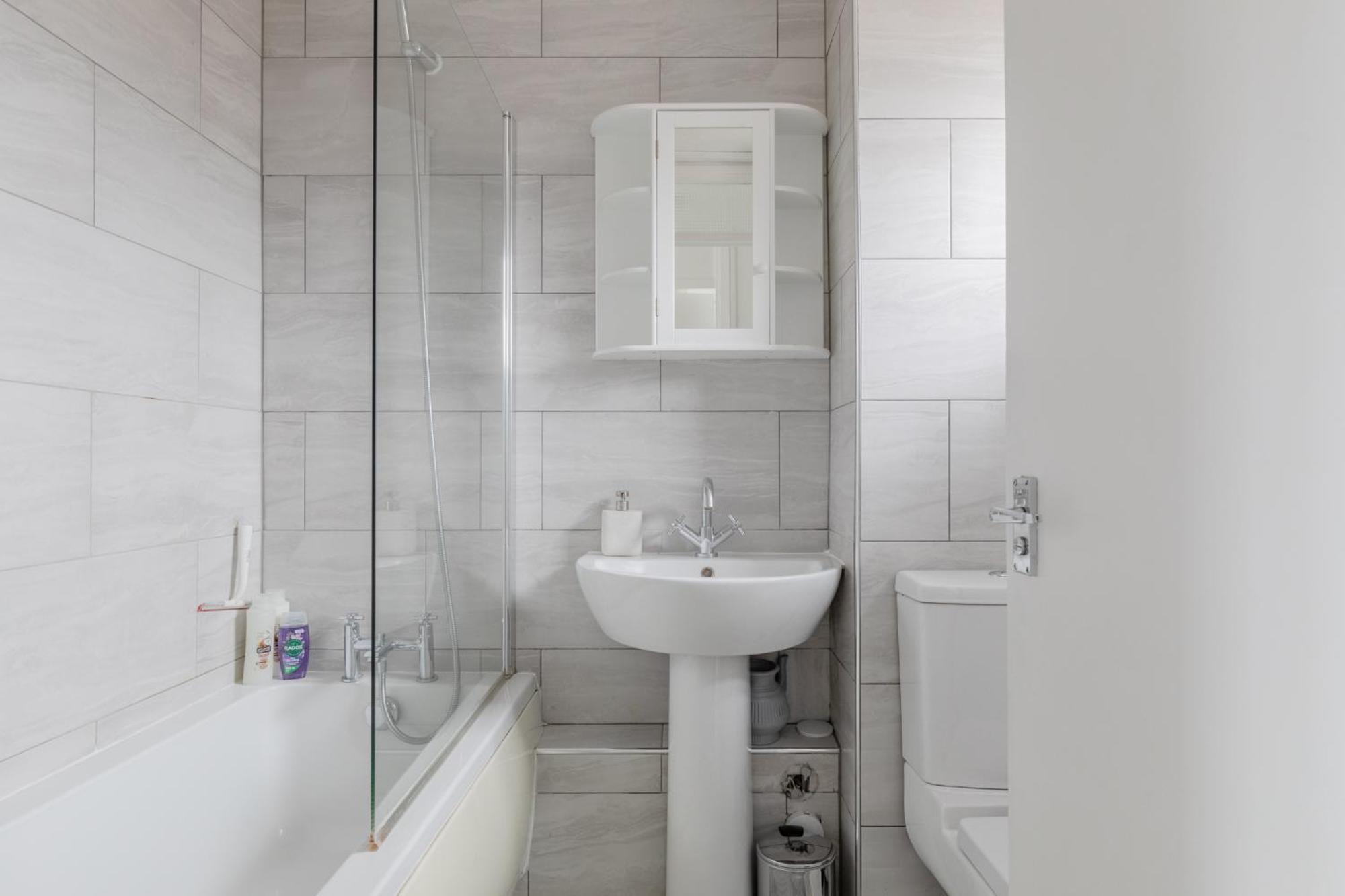 Stylish 1bd Flat With Shard Views Near Bermondsey * Londra