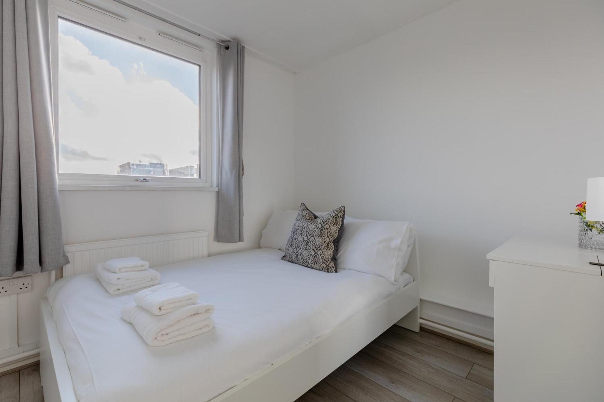 Stylish 1bd Flat With Shard Views Near Bermondsey * Londra